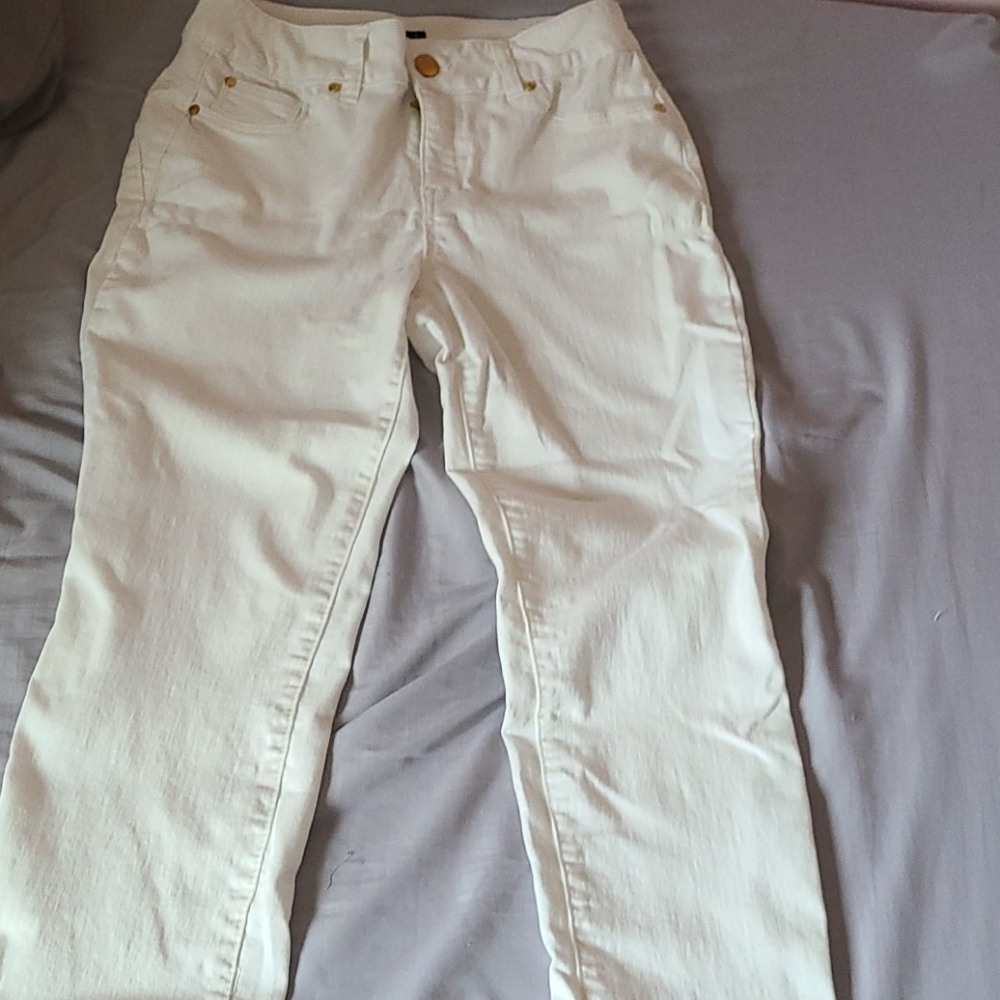White petite pants